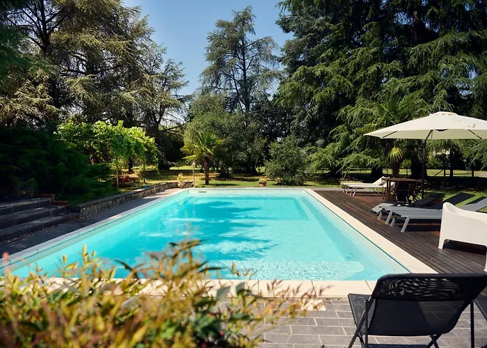 Apartment in Villa La Carruba